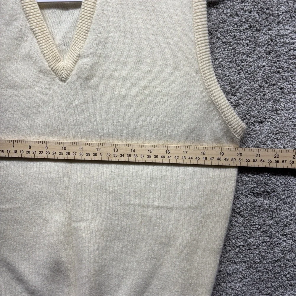 Vintage Lord Jeff Sweater Vest Men Size Med 100% Virgin Australian Lambswool USA